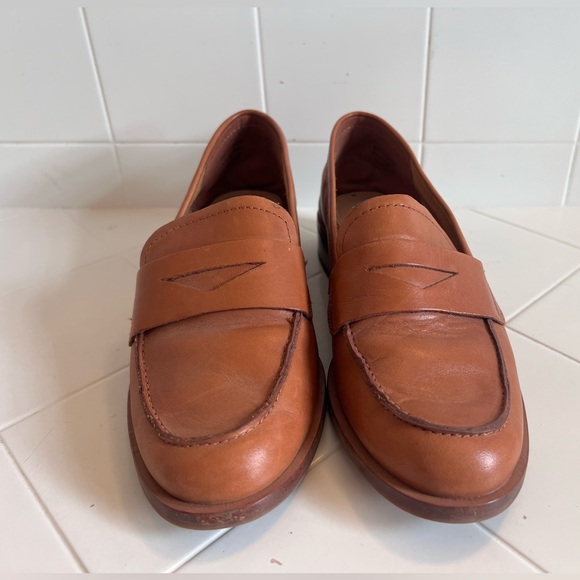 Women’s cognac Aldo loafers size 6 - Picture 2 of 6